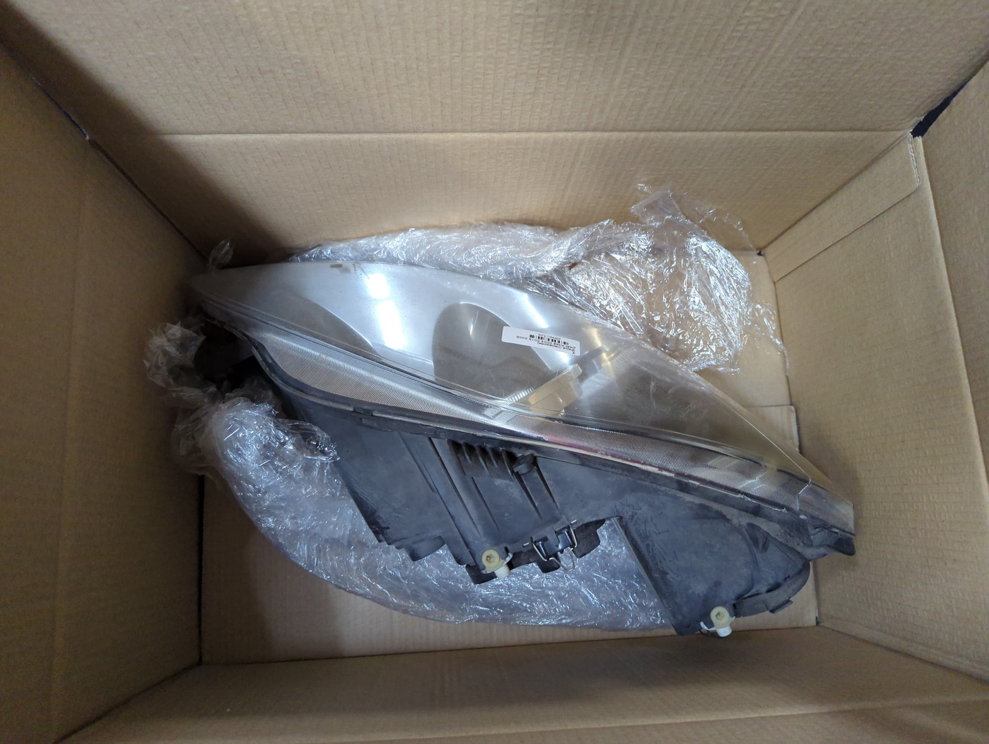 Фара правая