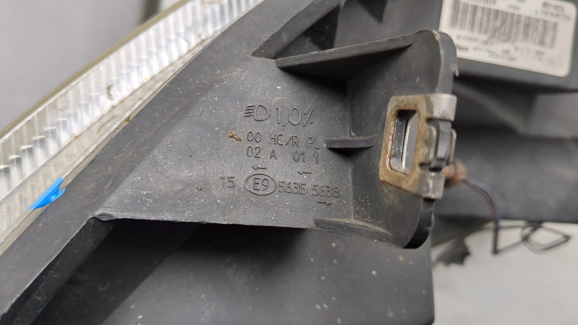 Фара правая