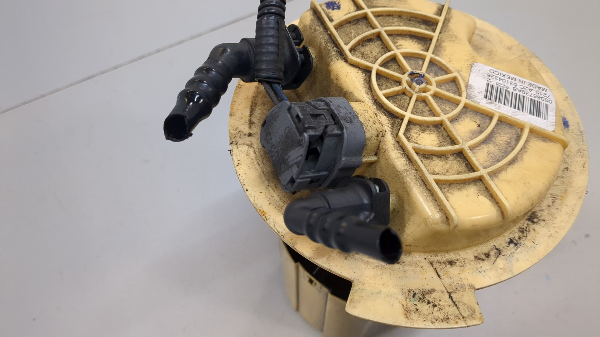 Насос топливный электрический