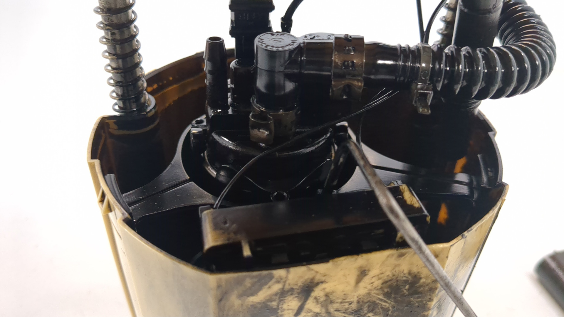 Насос топливный электрический