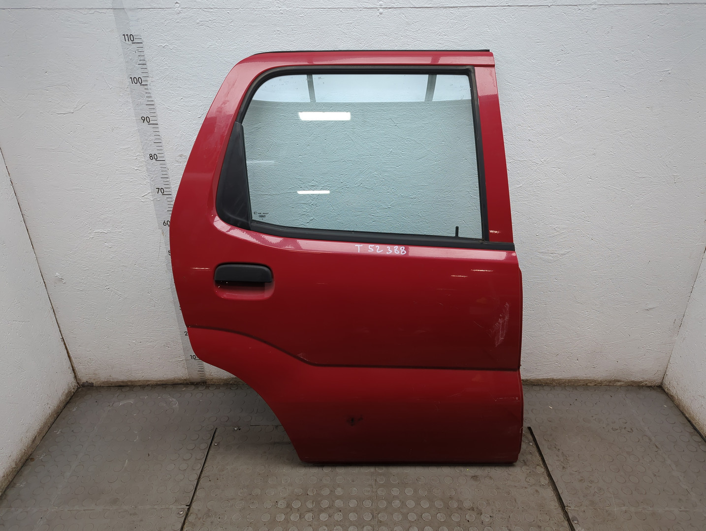 Дверь задняя правая