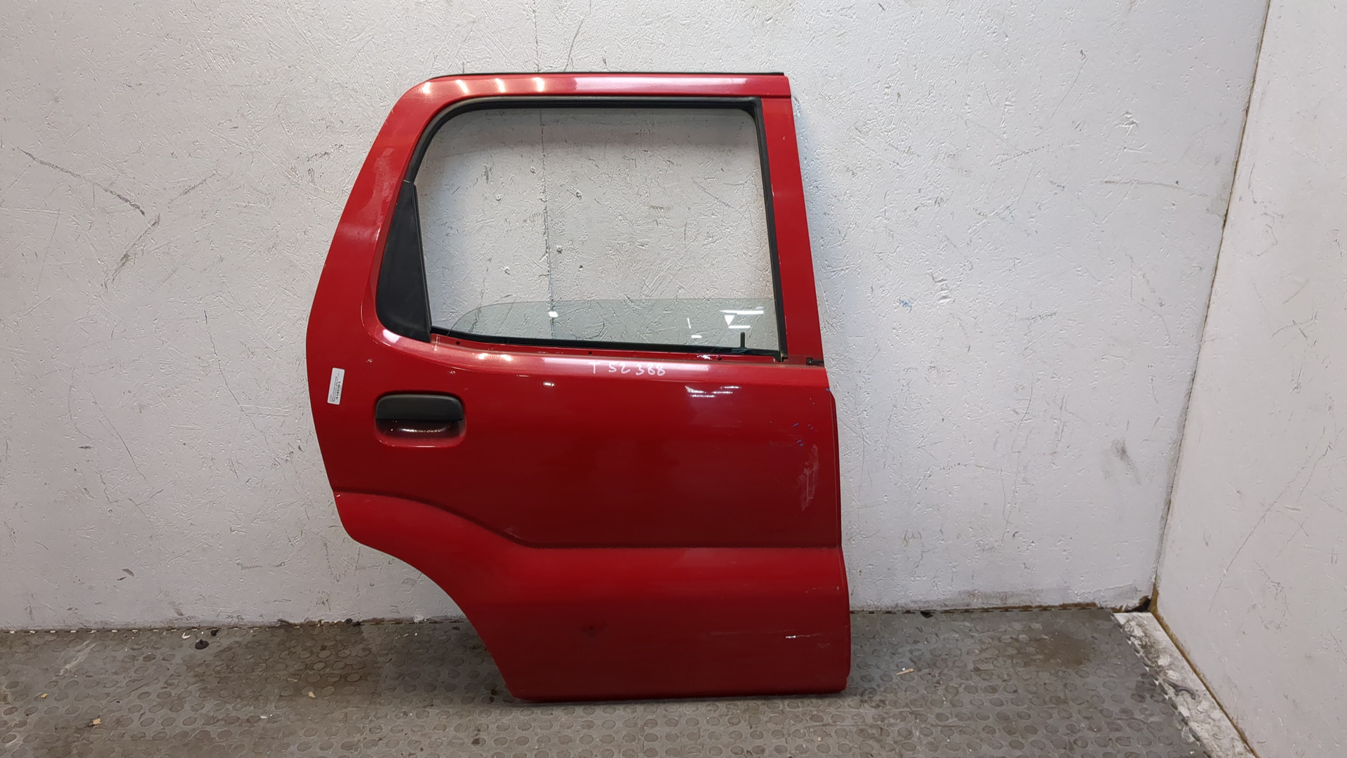 Дверь задняя правая