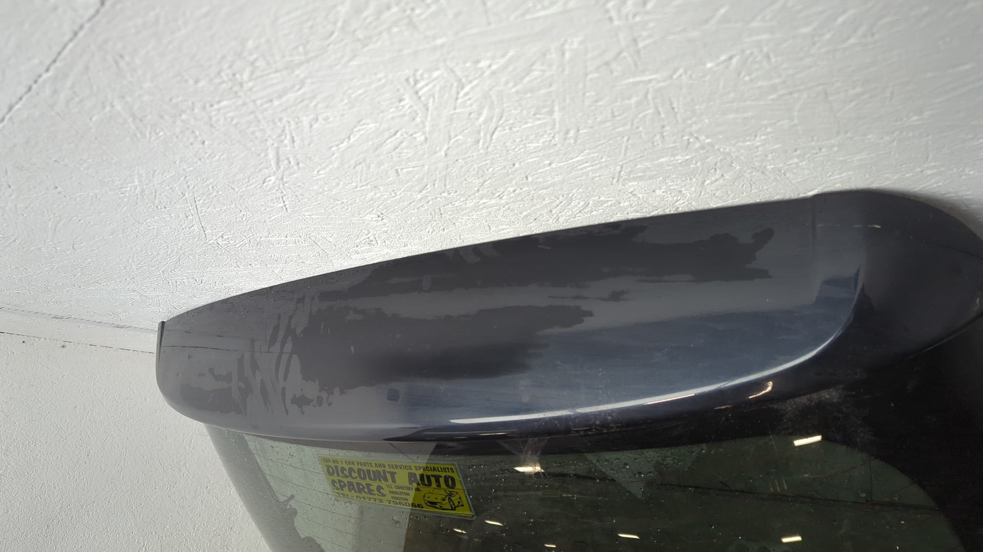 Дверь багажника