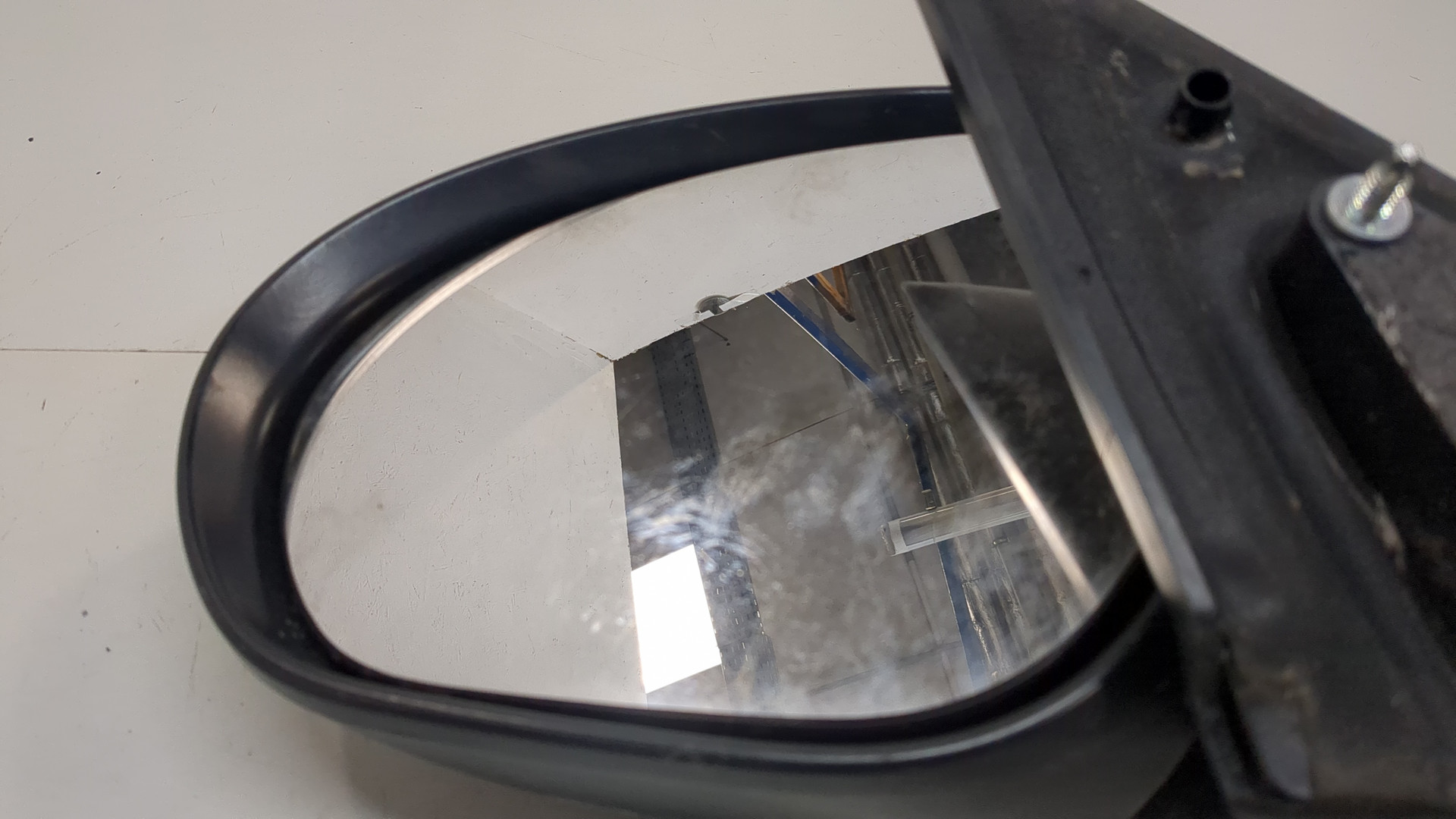 Зеркало левое электрическое