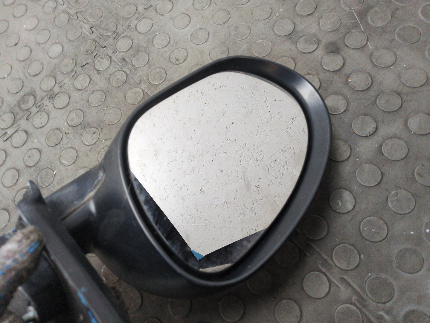 Зеркало левое электрическое