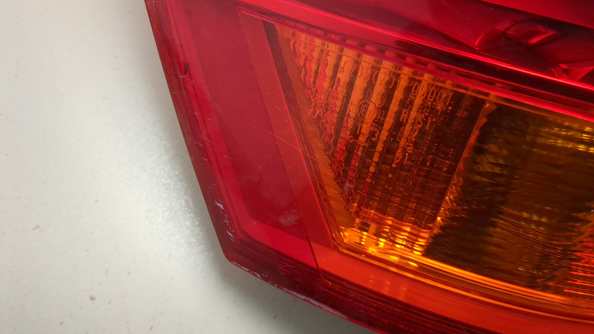 Фонарь задний левый