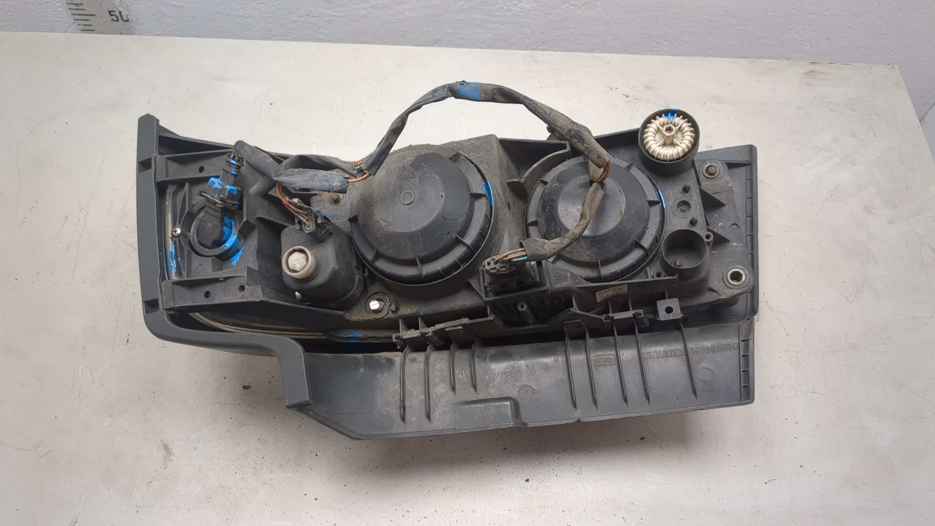 Фара правая