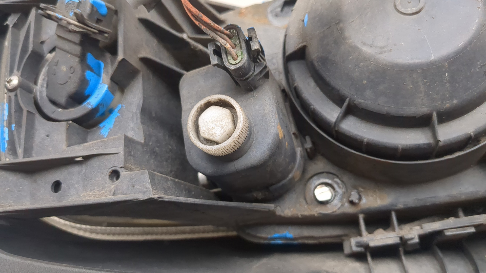 Фара правая