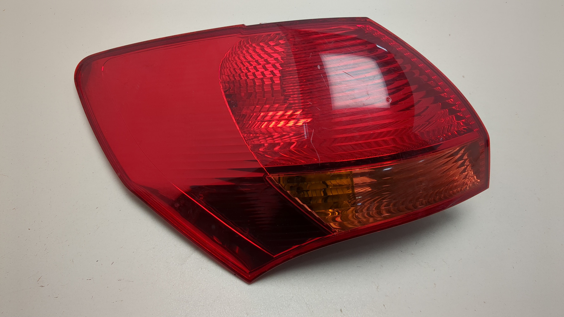 Фонарь задний левый