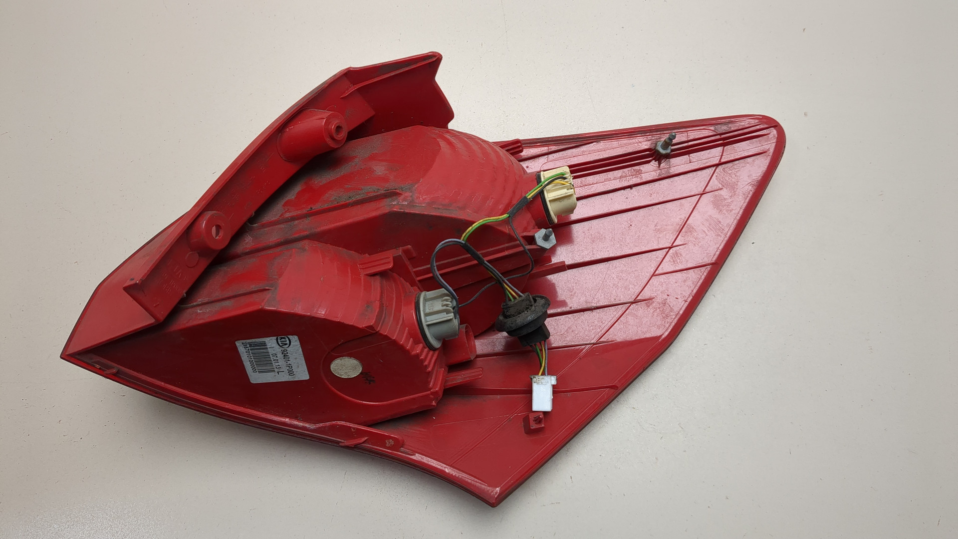 Фонарь задний левый