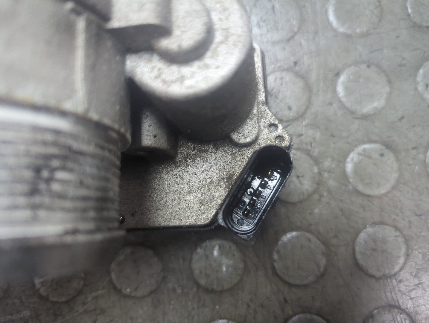 Заслонка дроссельная электрическая