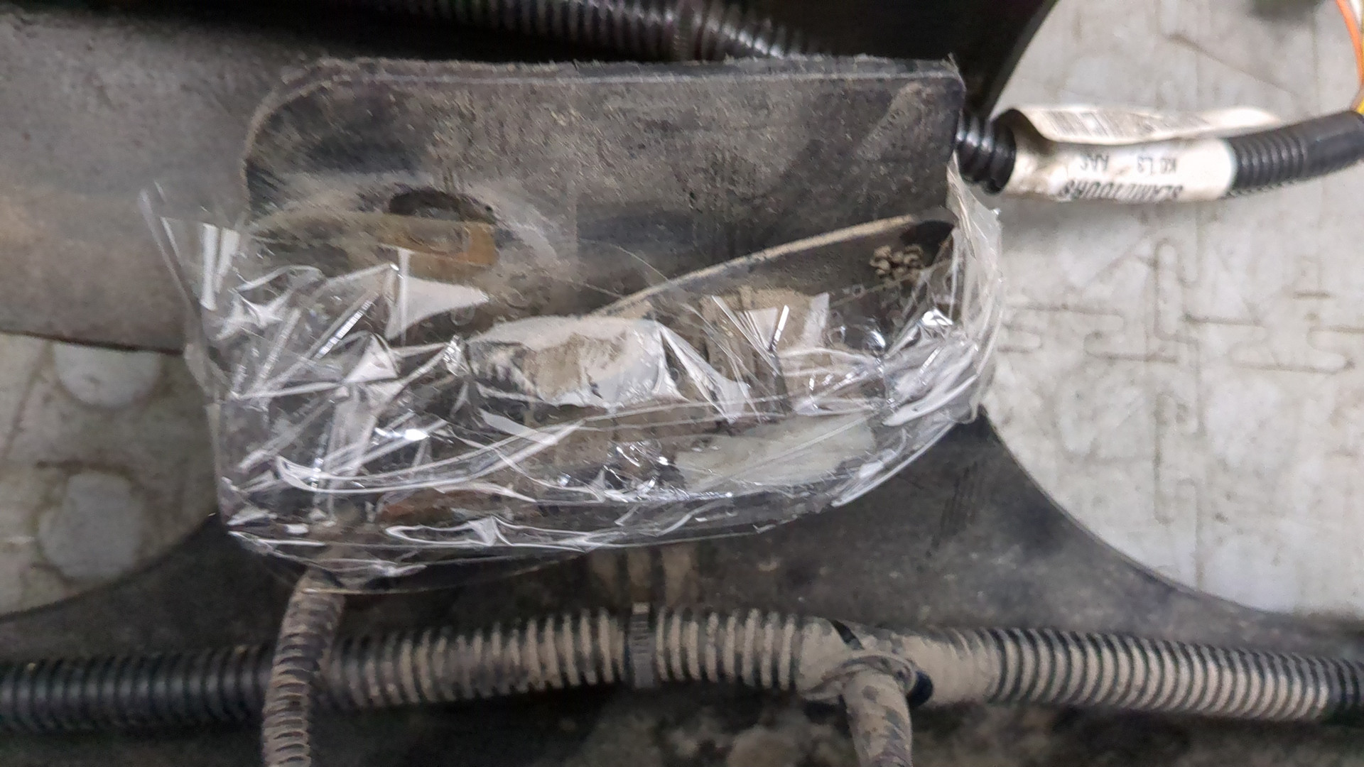 Бампер задний