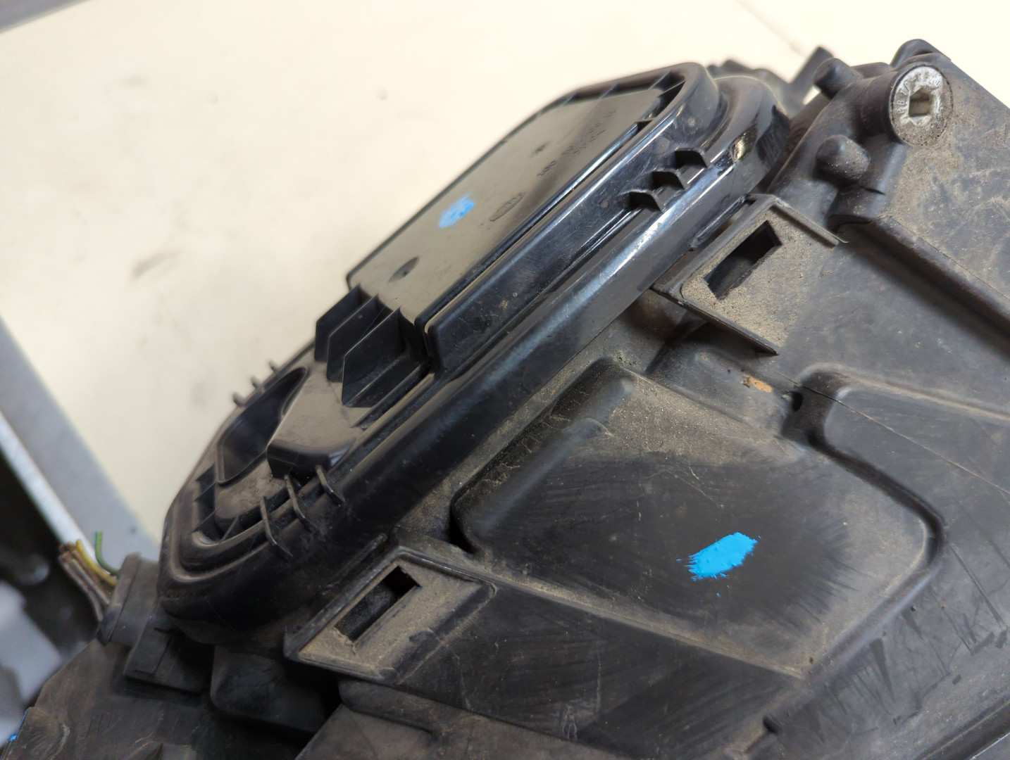 Фара правая