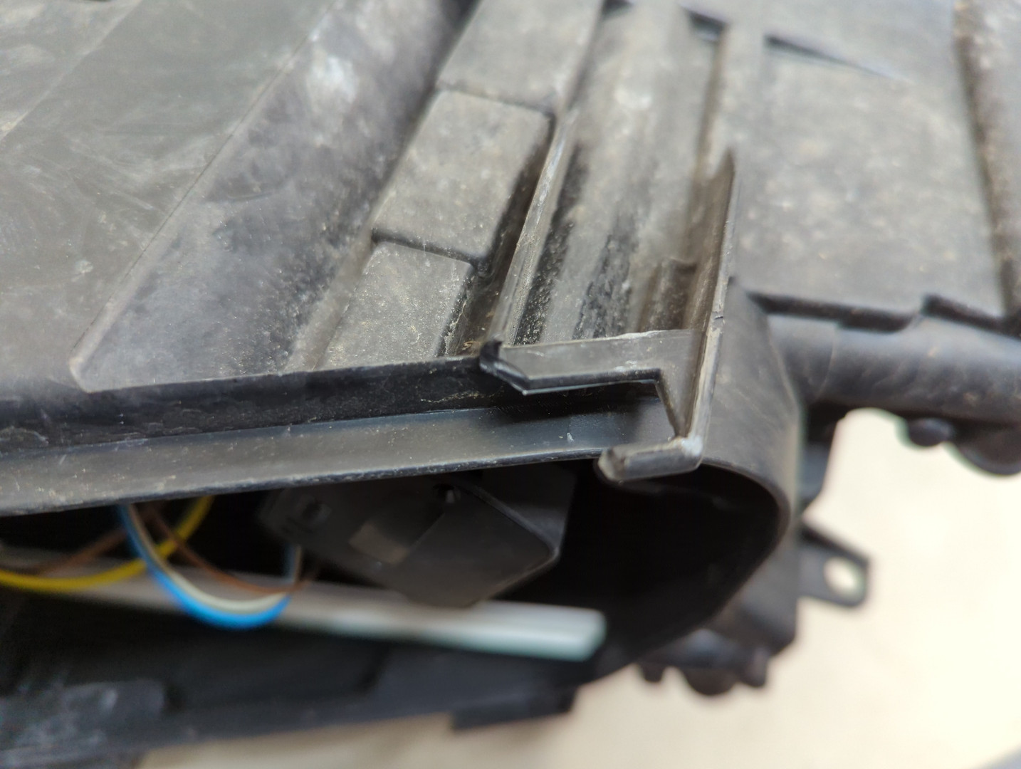 Фара правая