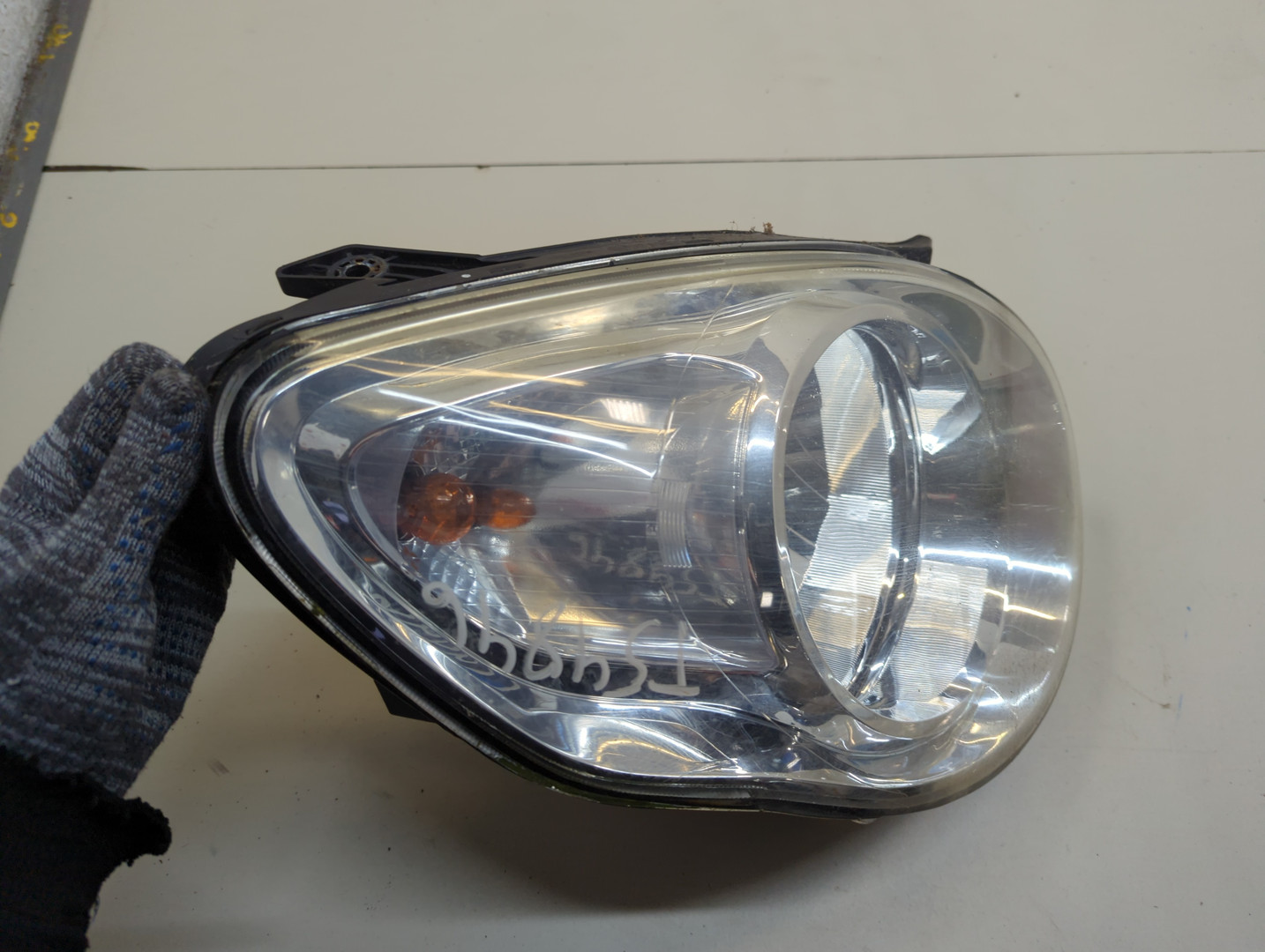 Фара правая