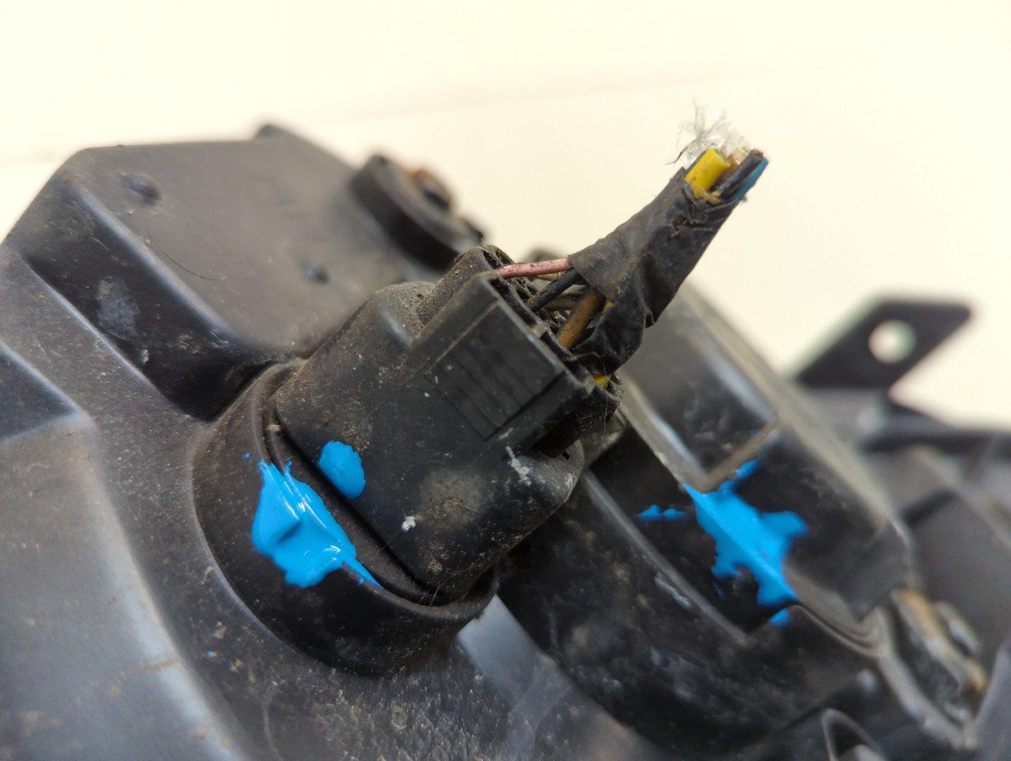 Фара правая