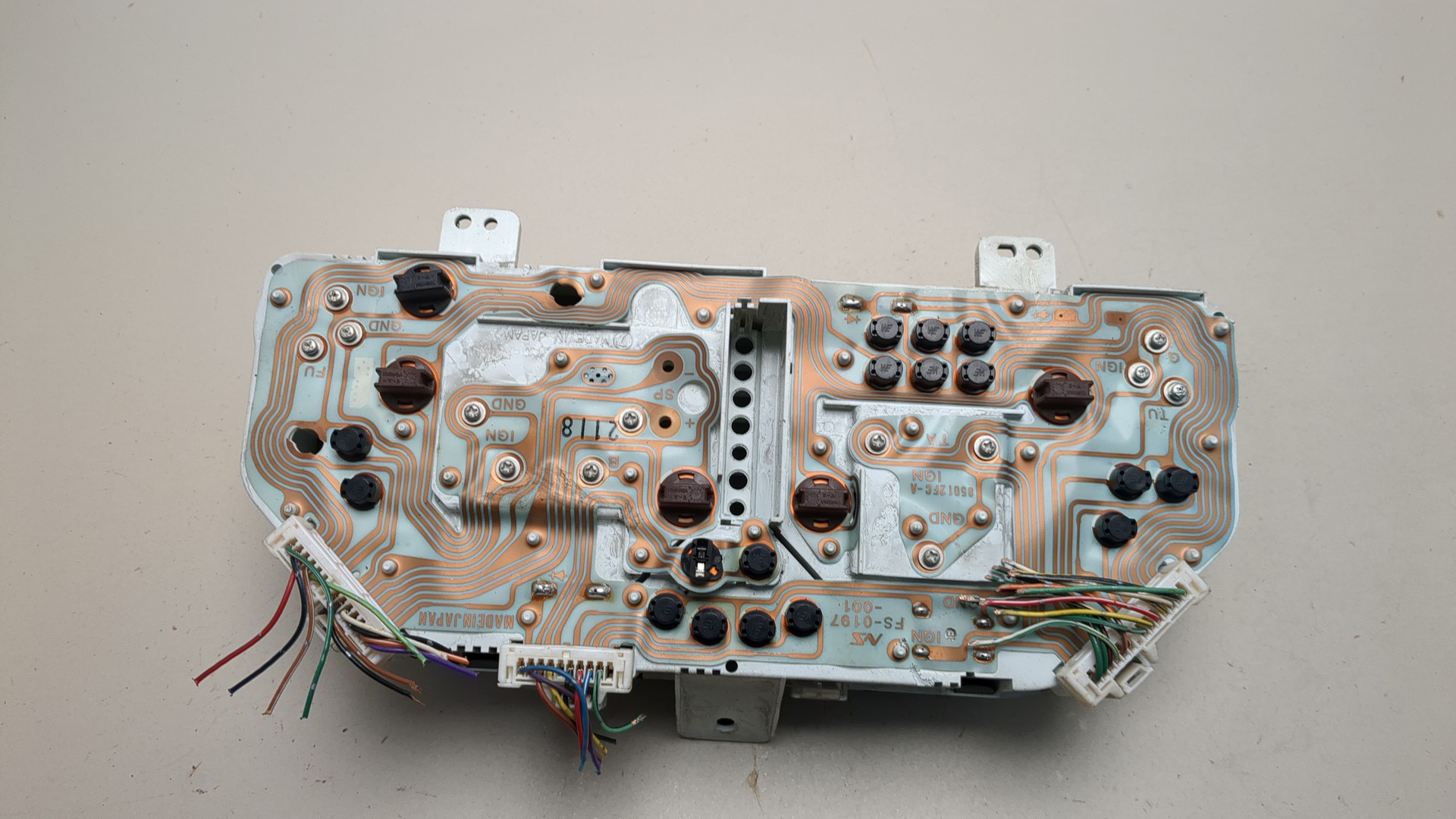 Панель приборов