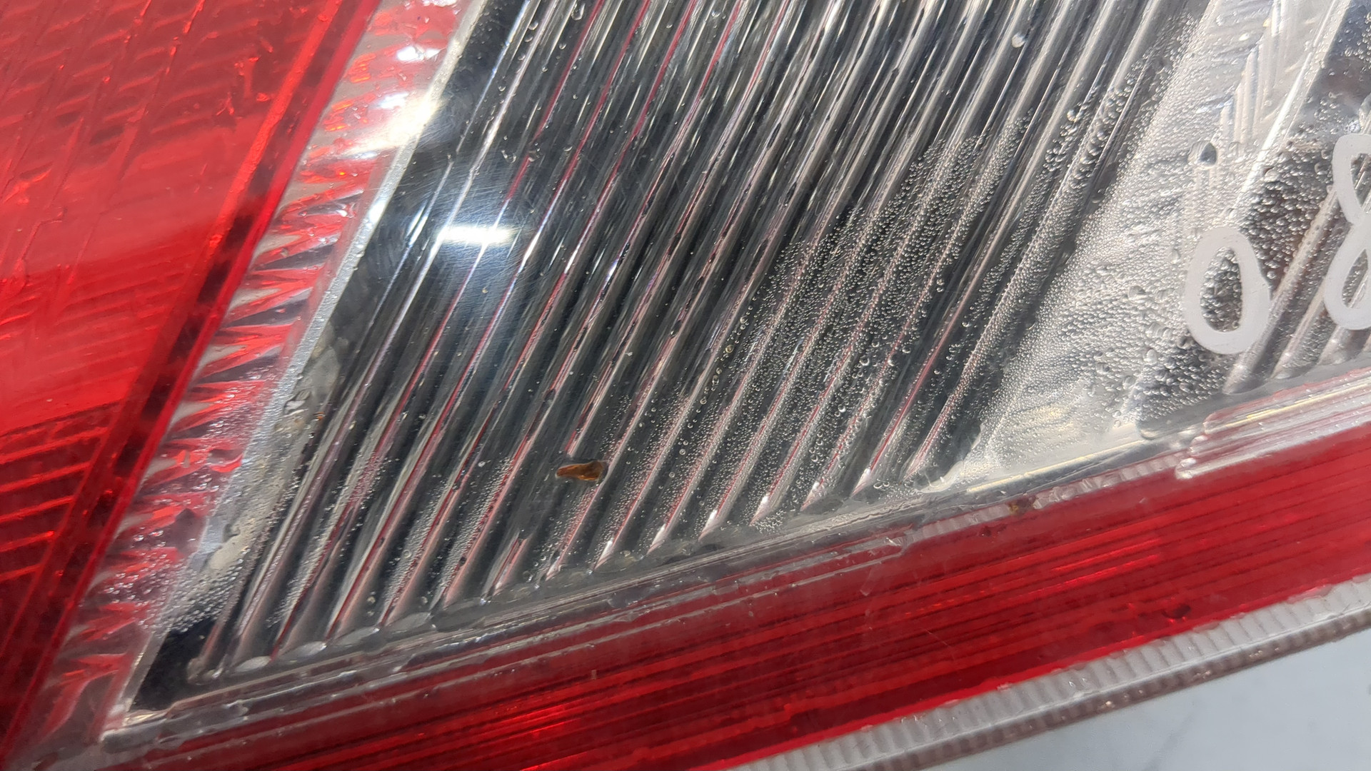 Фонарь задний левый