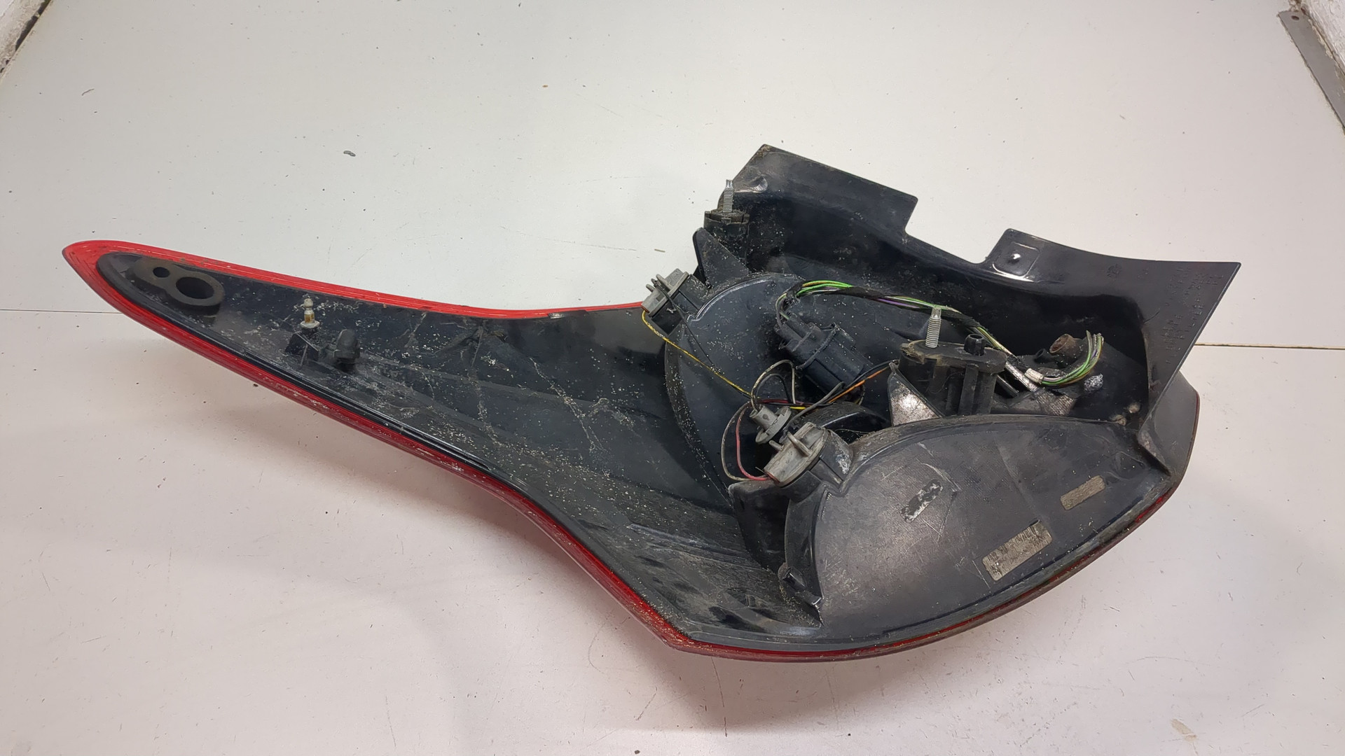 Фонарь задний правый