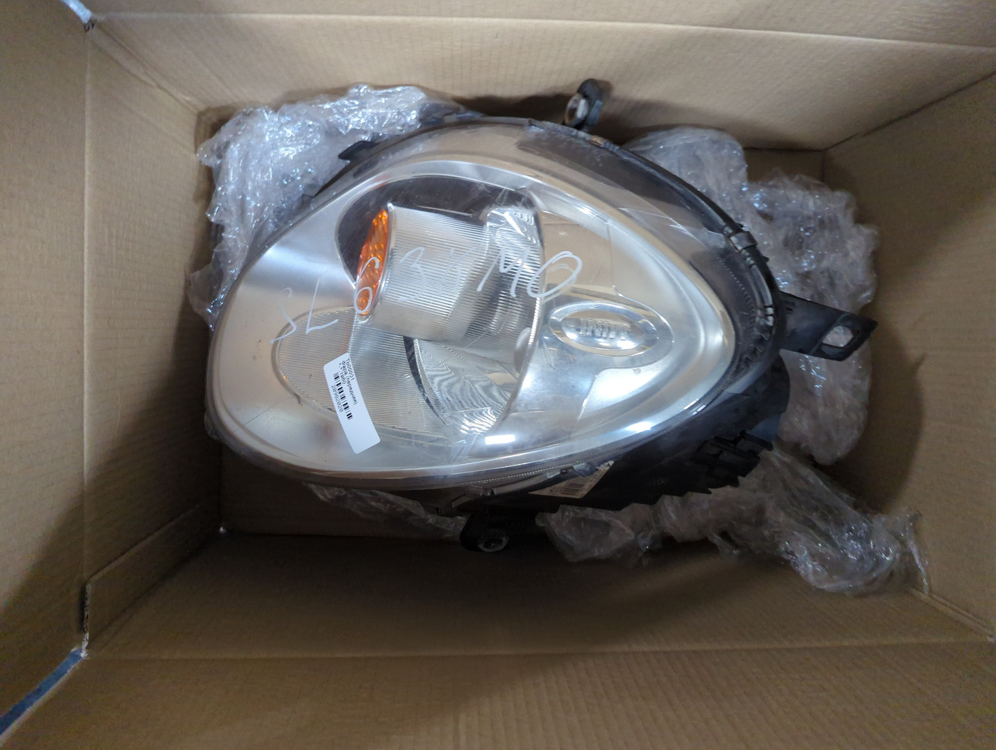 Фара правая