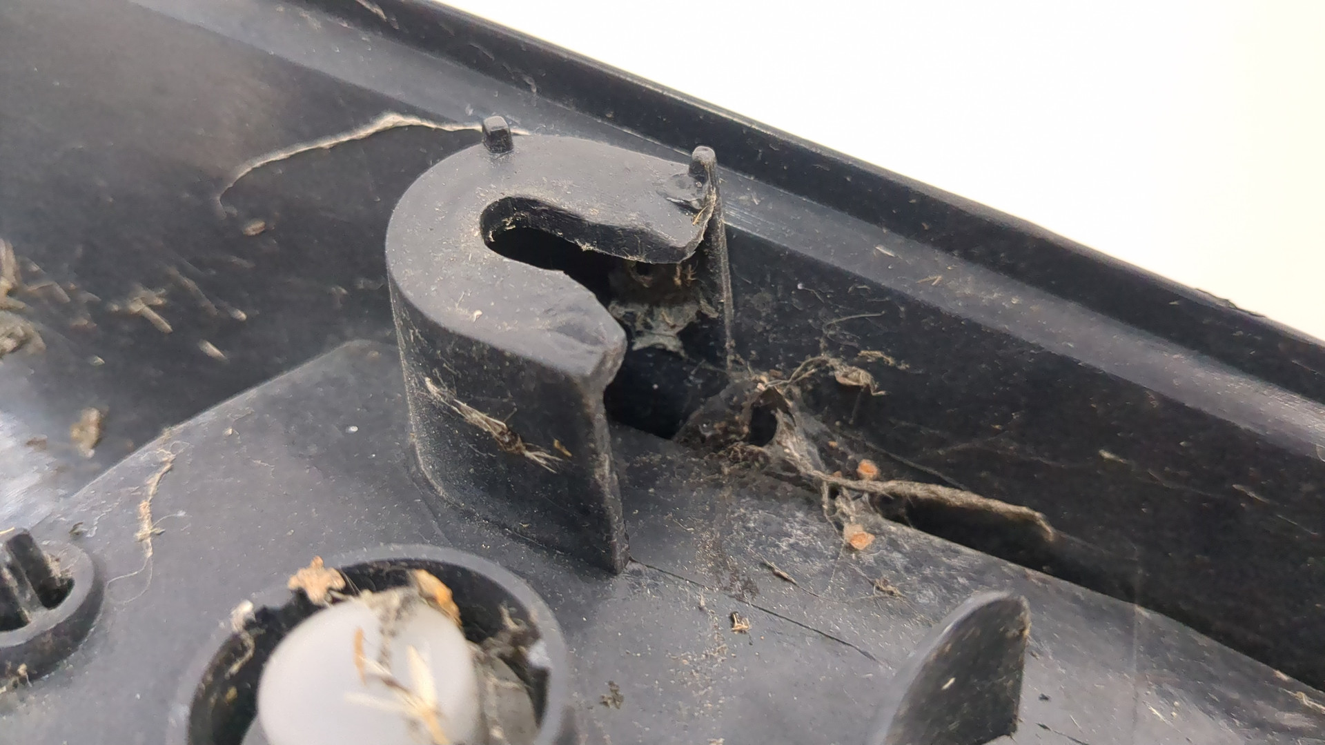 Фонарь задний левый