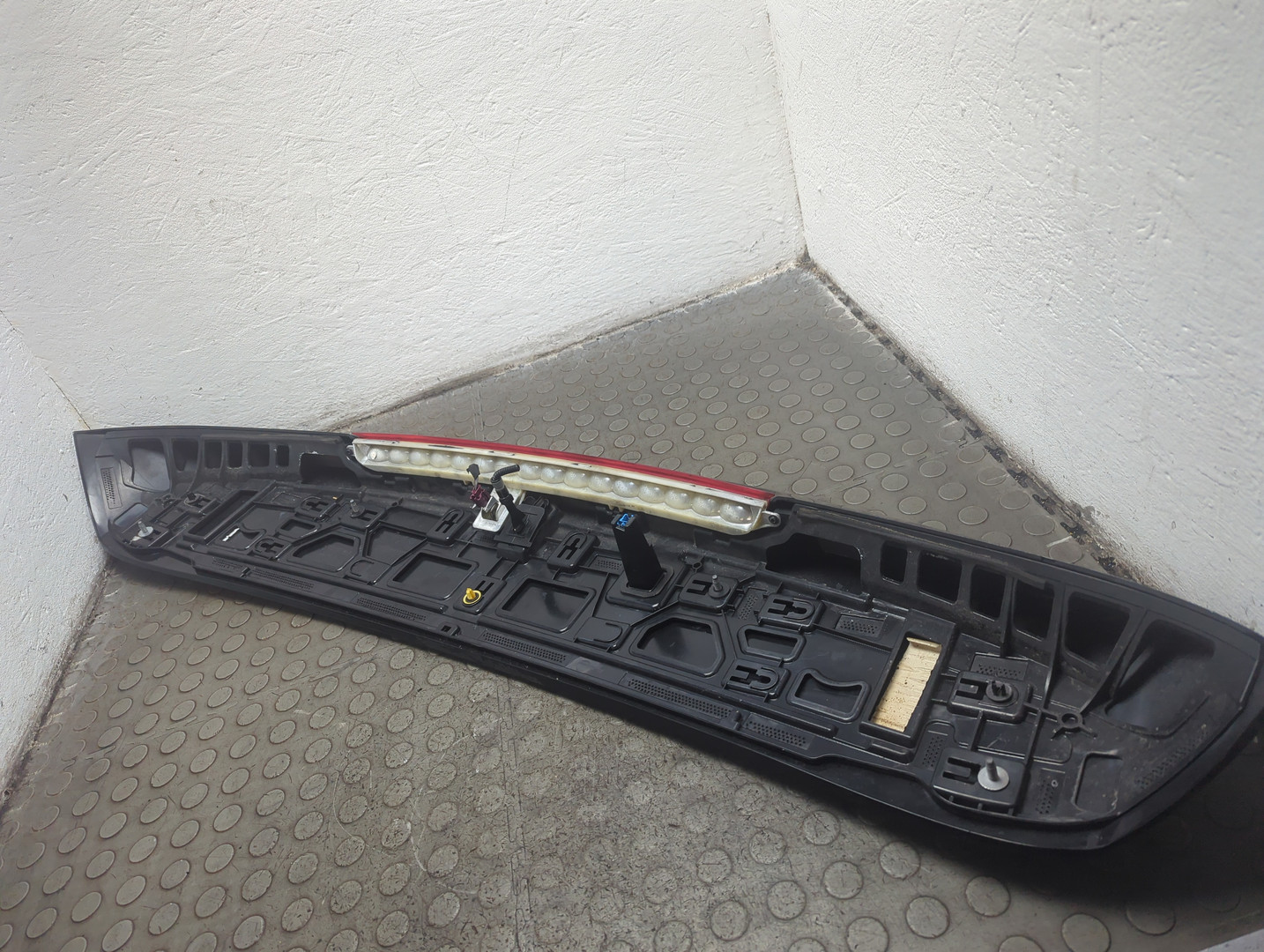 Спойлер переднего бампера