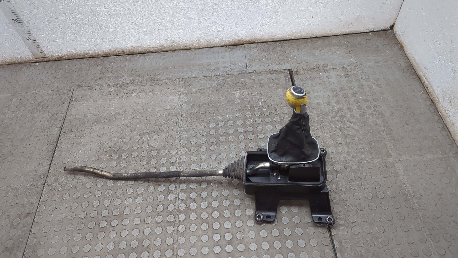 Кулиса МКПП / АКПП