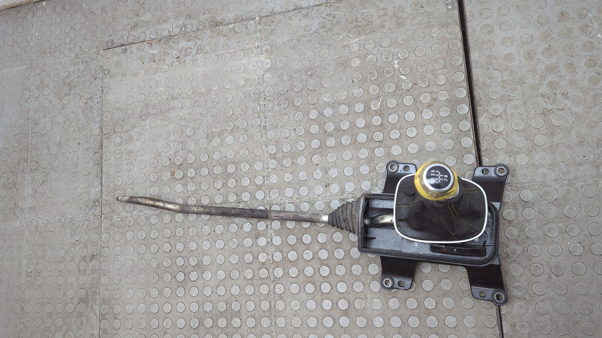 Кулиса МКПП / АКПП