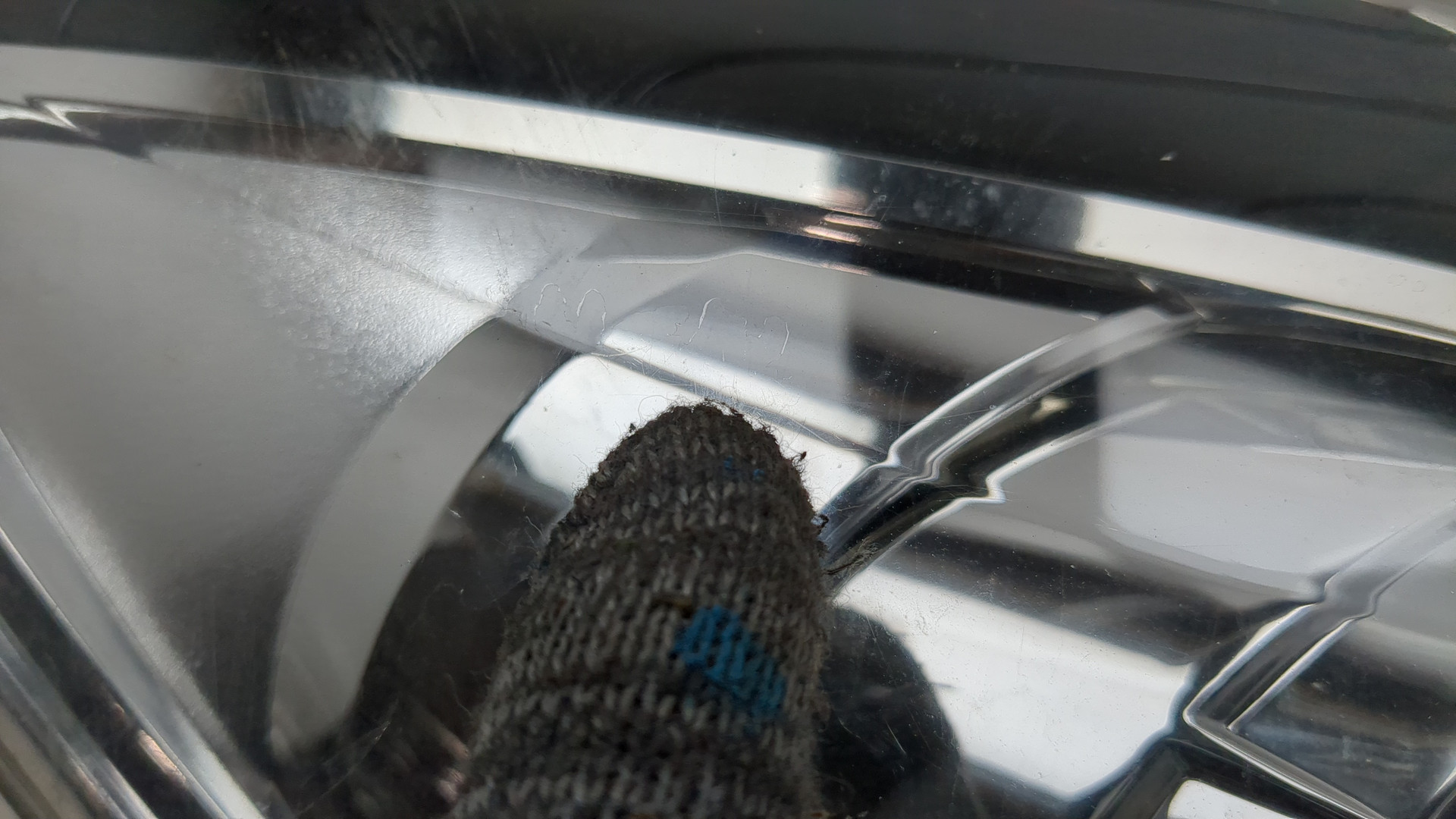 Фара правая