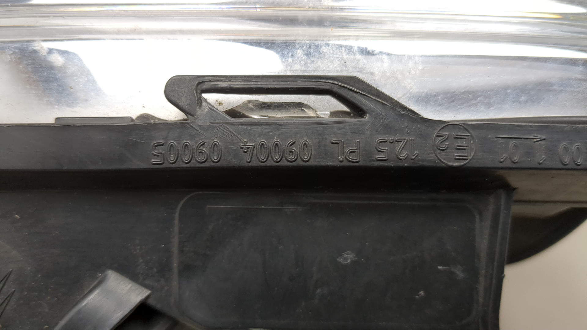 Фара правая