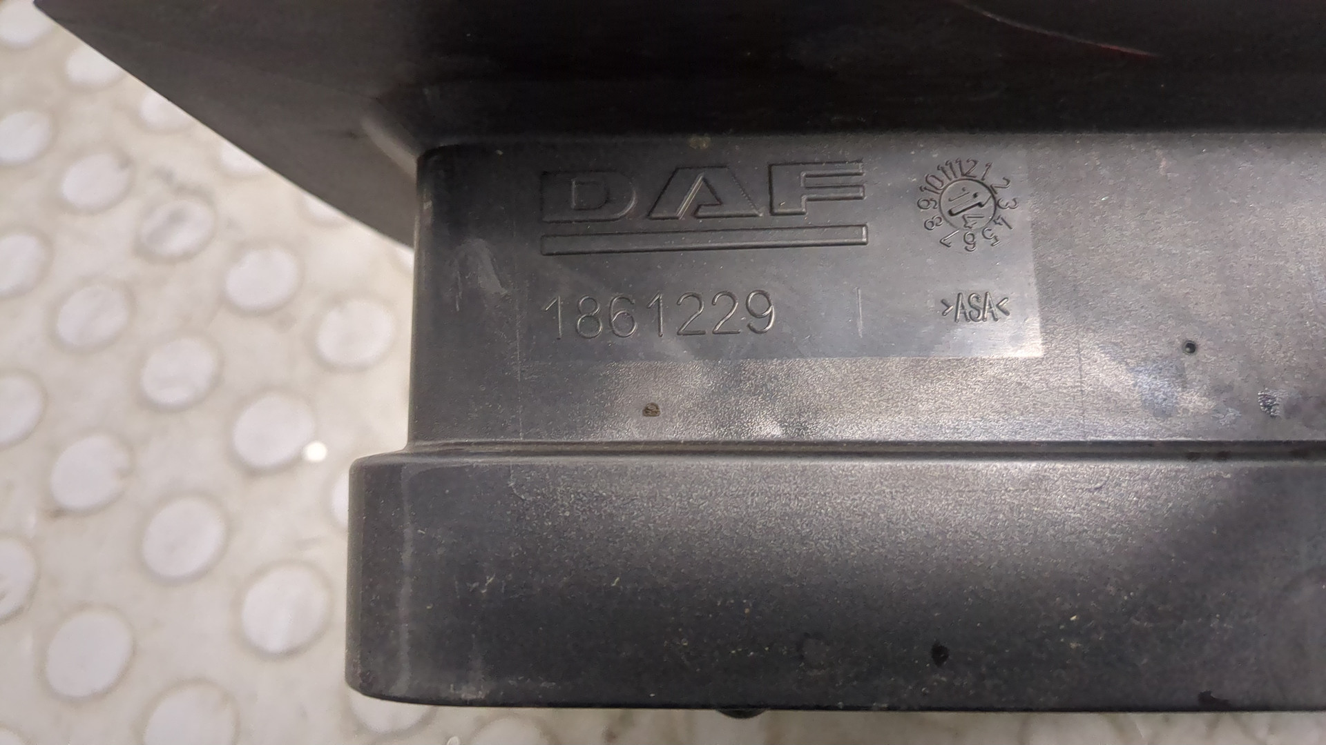 Воздухозаборник (внутри)