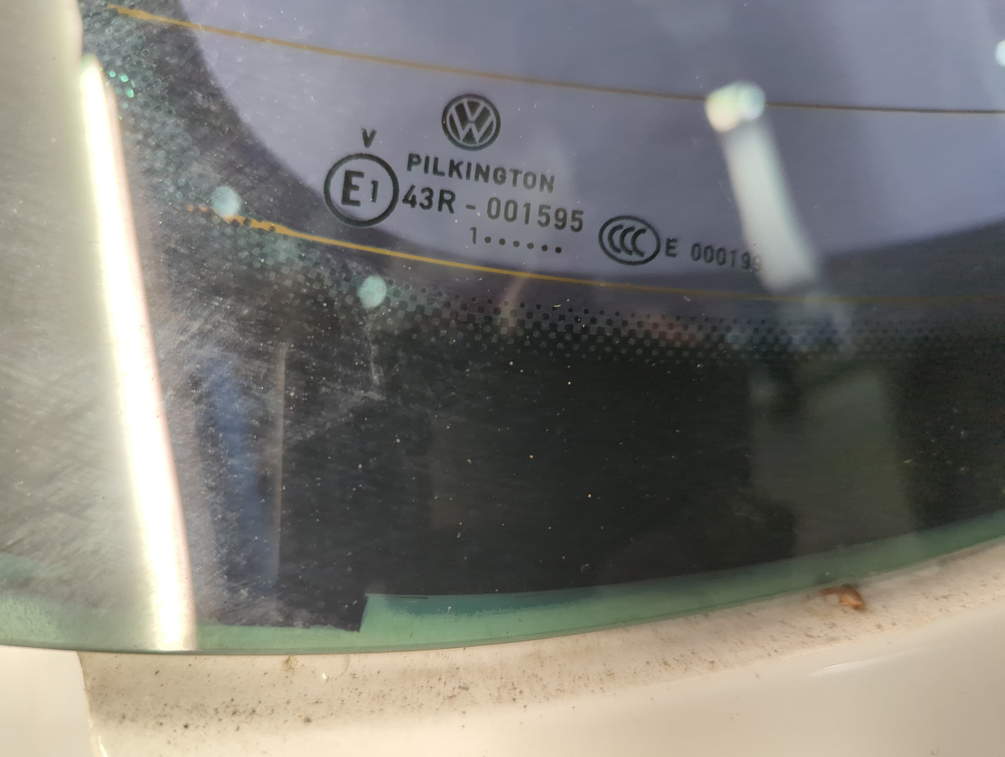 Дверь багажника