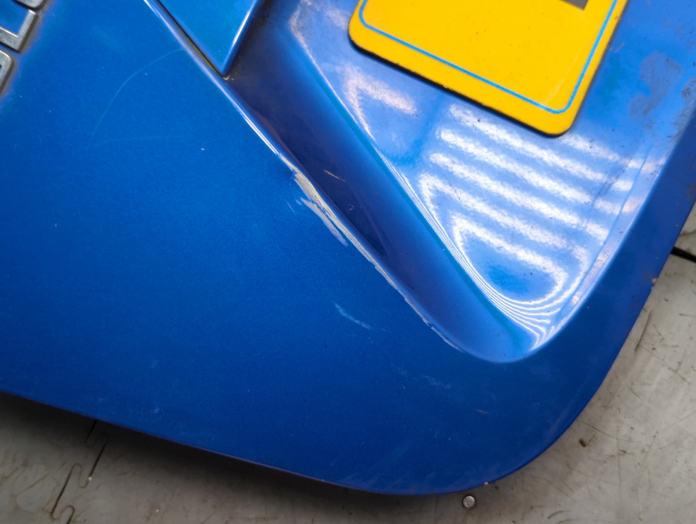 Дверь багажника