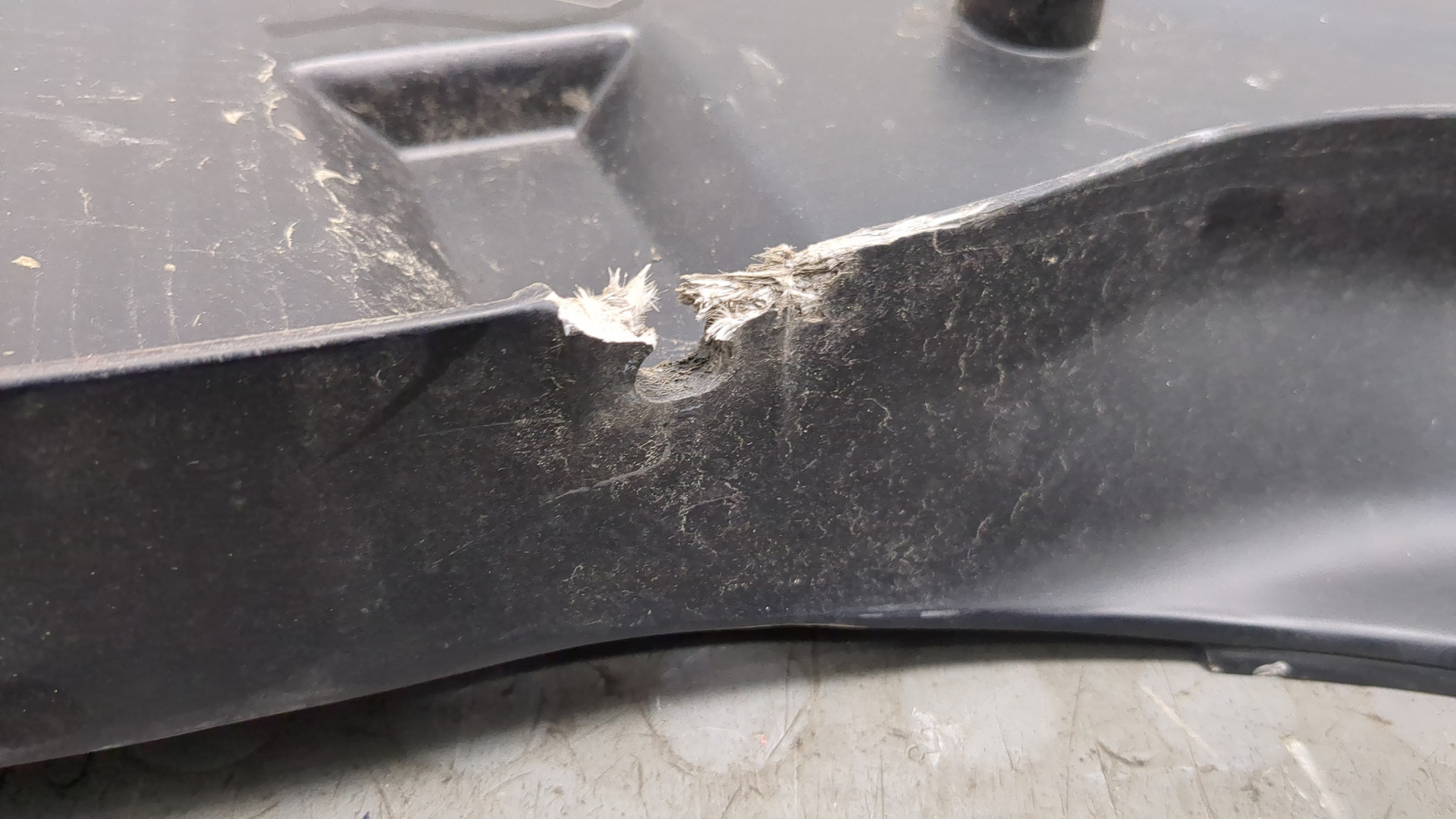 Уплотнитель двери