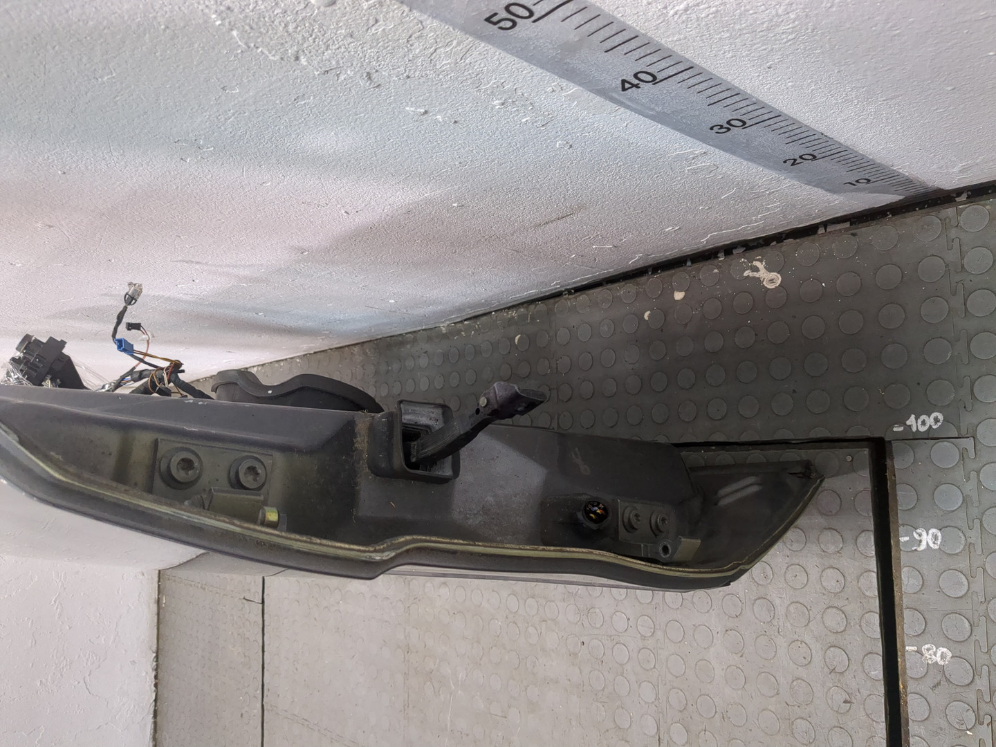 Дверь передняя правая