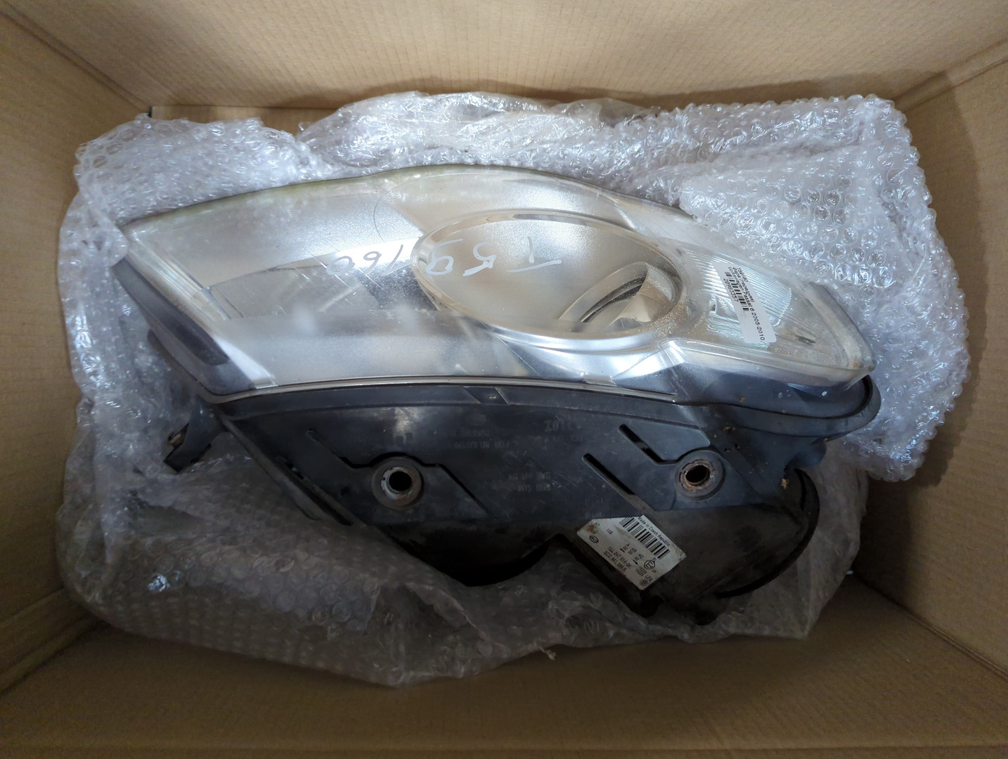 Фара правая