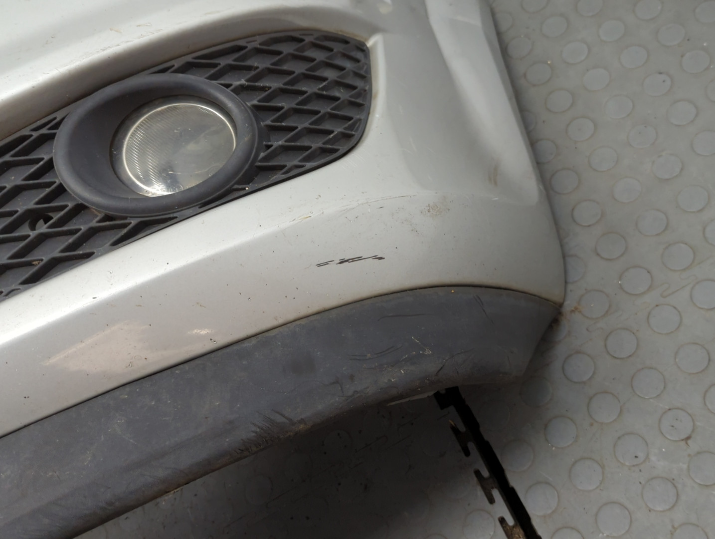 Бампер передний