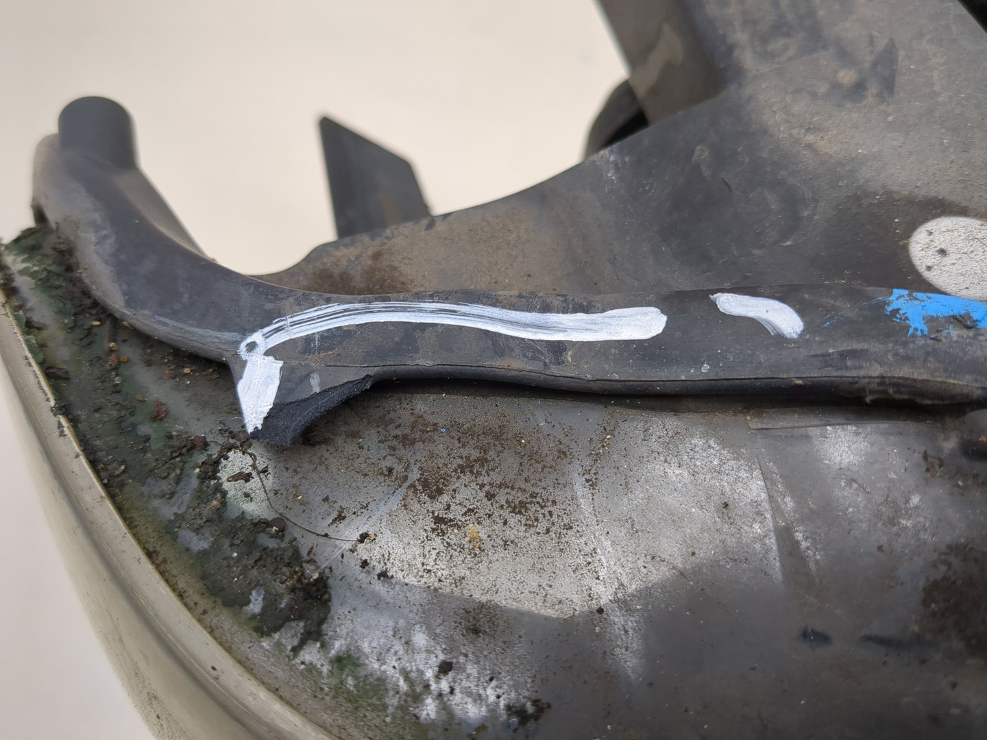 Фара правая