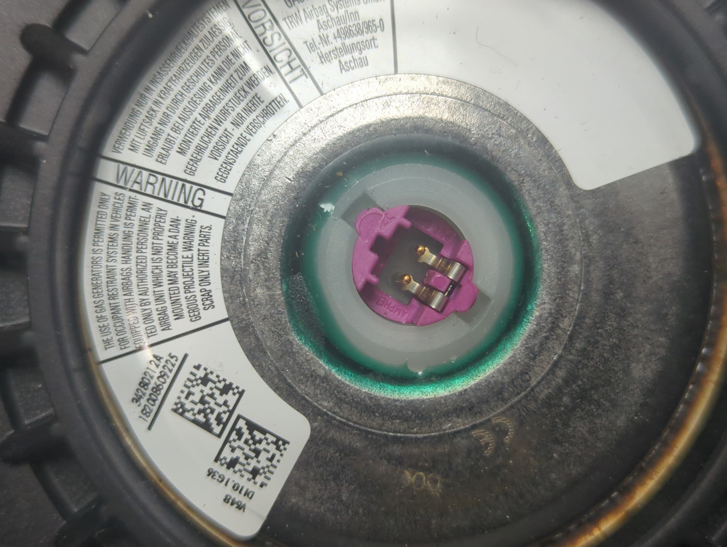 Подушка безопасности в рулевое колесо