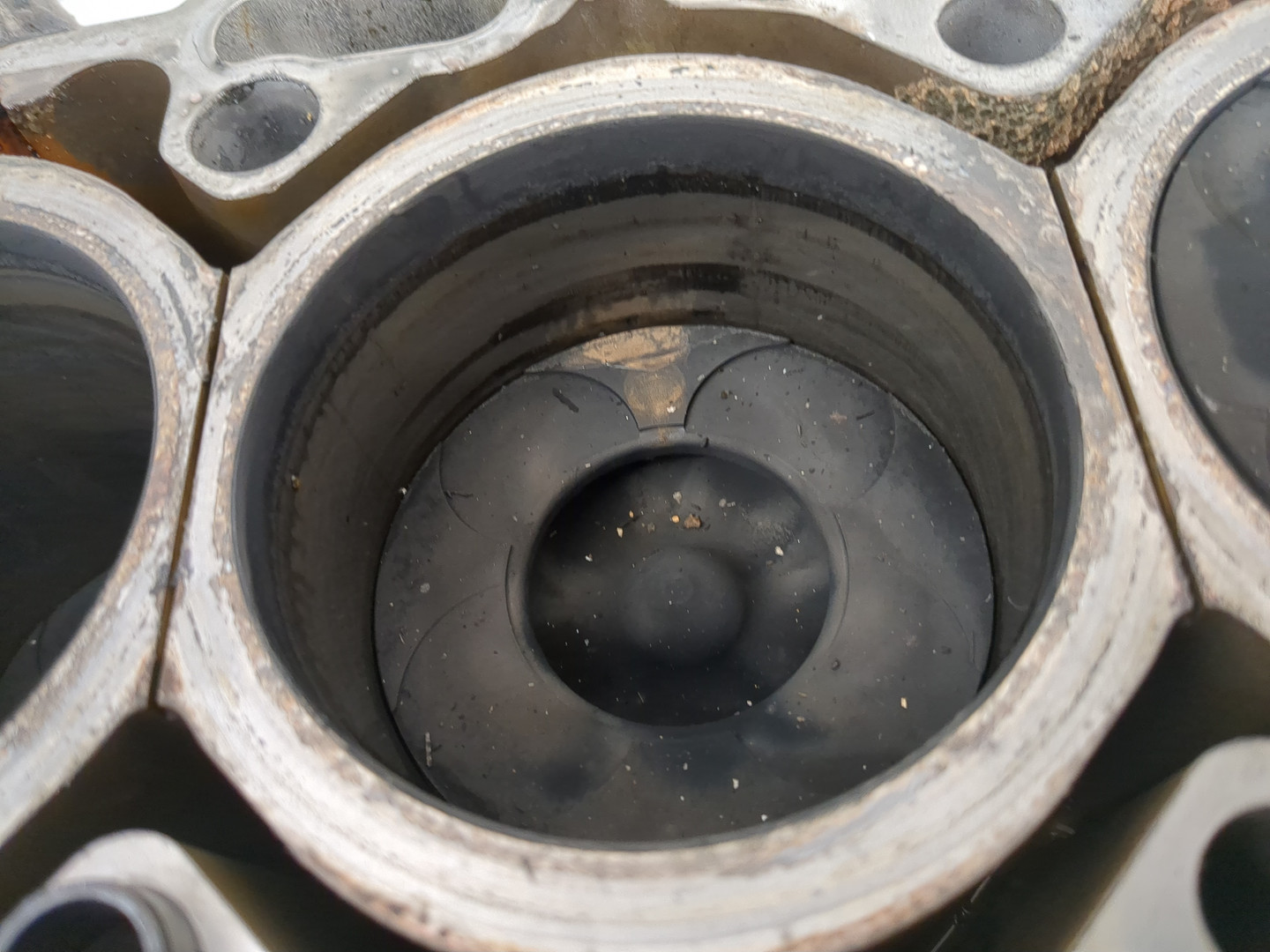 Блок двигателя