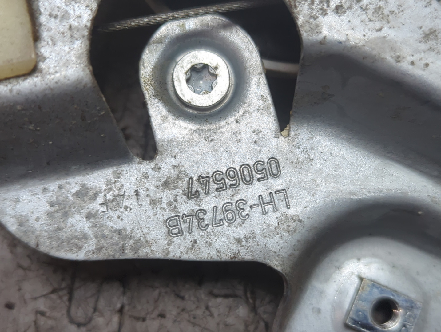 Стеклоподъемник электр. передний левый