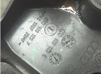 06D109123 Защита (кожух) ремня ГРМ Volkswagen Touran 2003-2006 20984026 #2