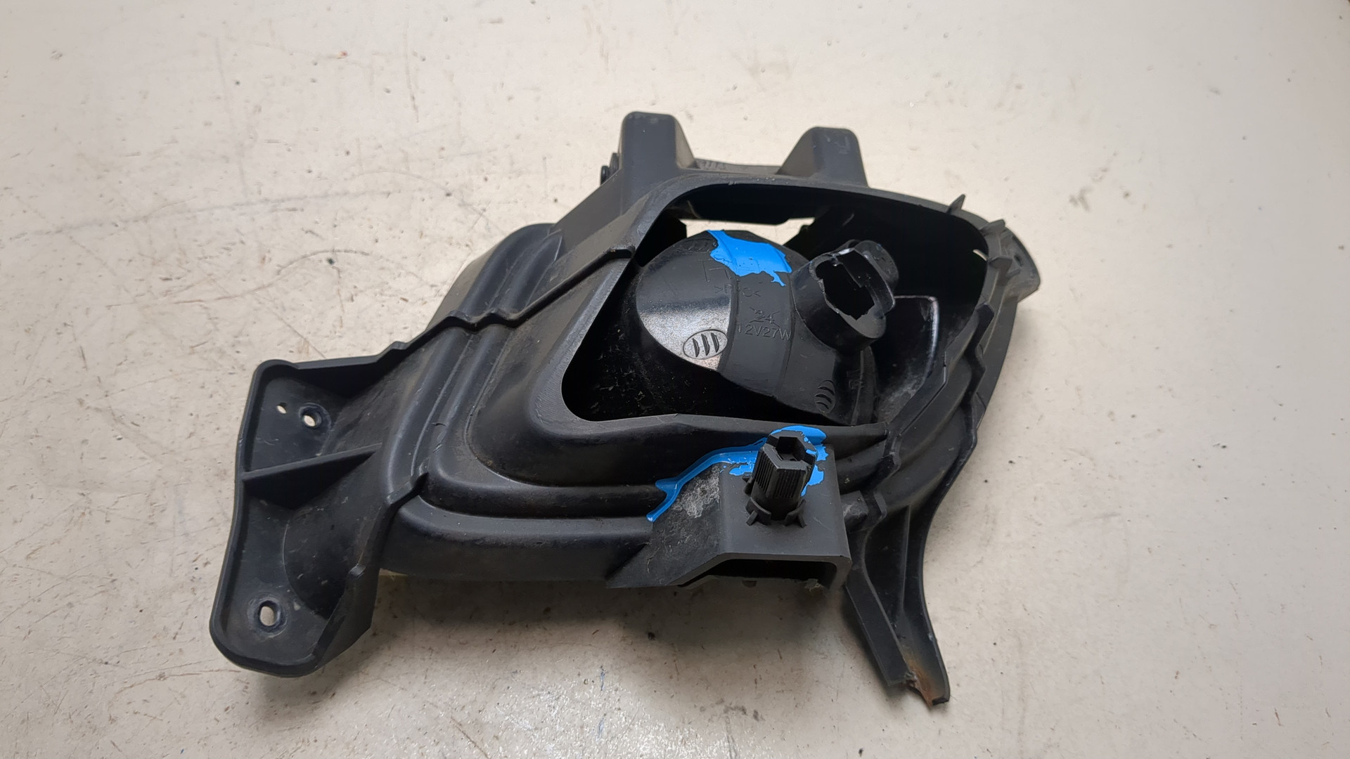 Фара противотуманная правая