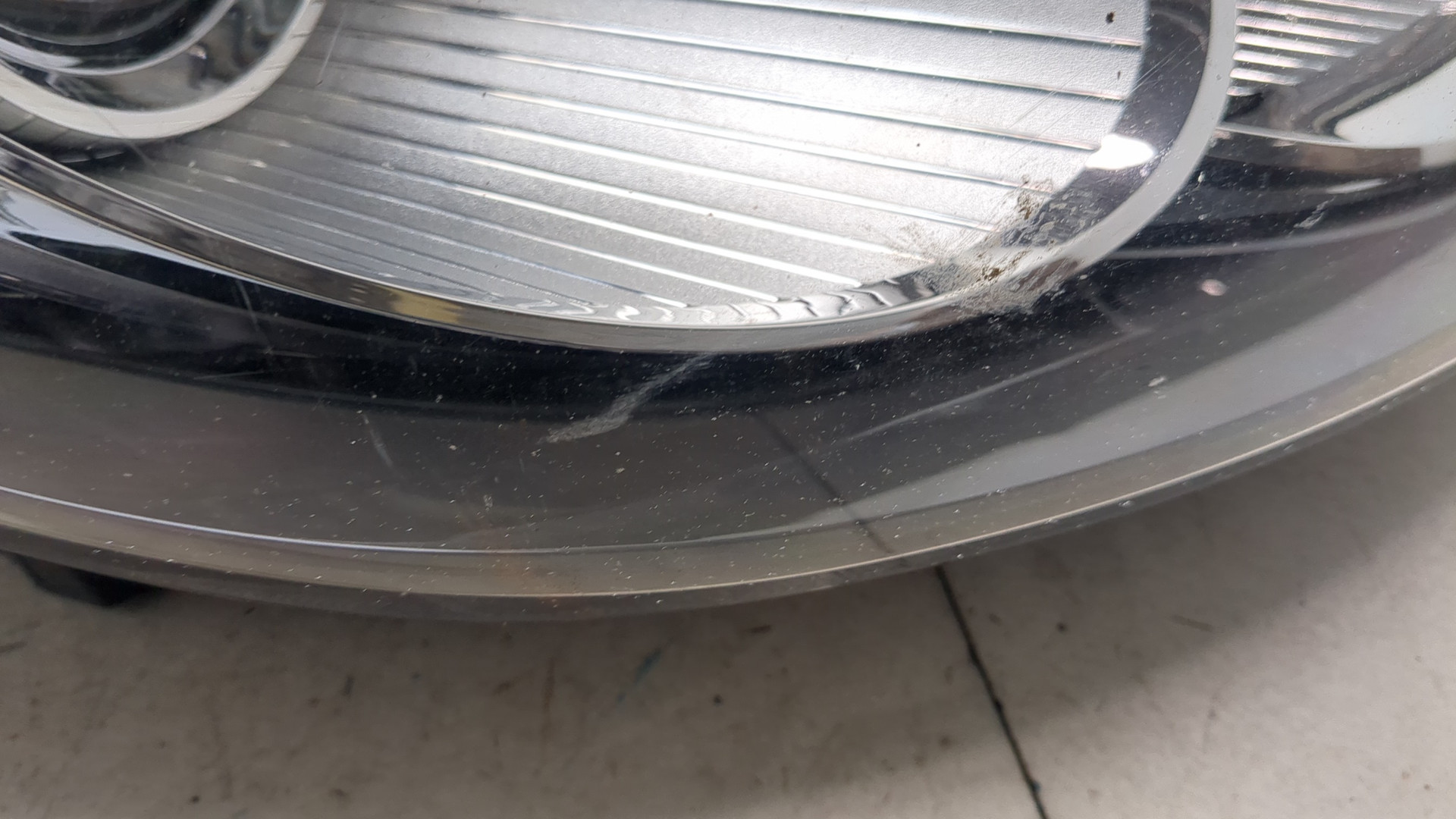 Фара правая