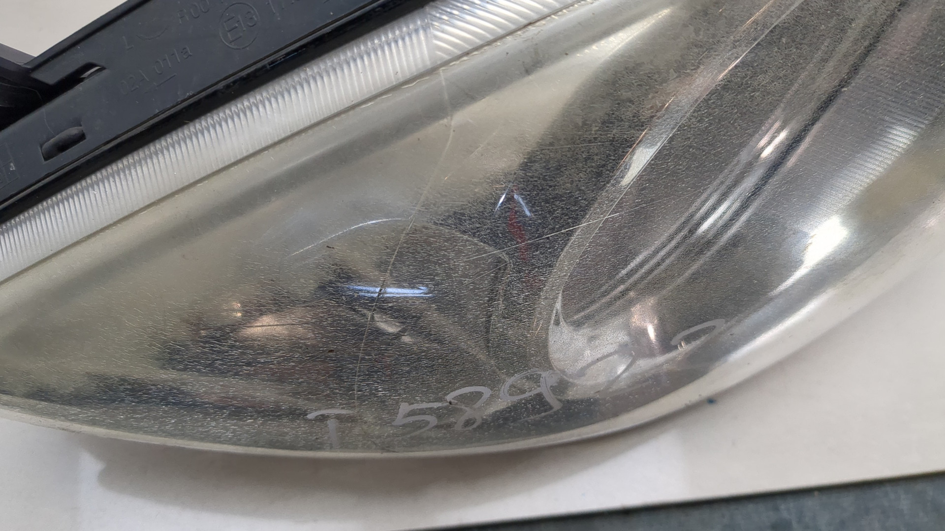 Фара правая