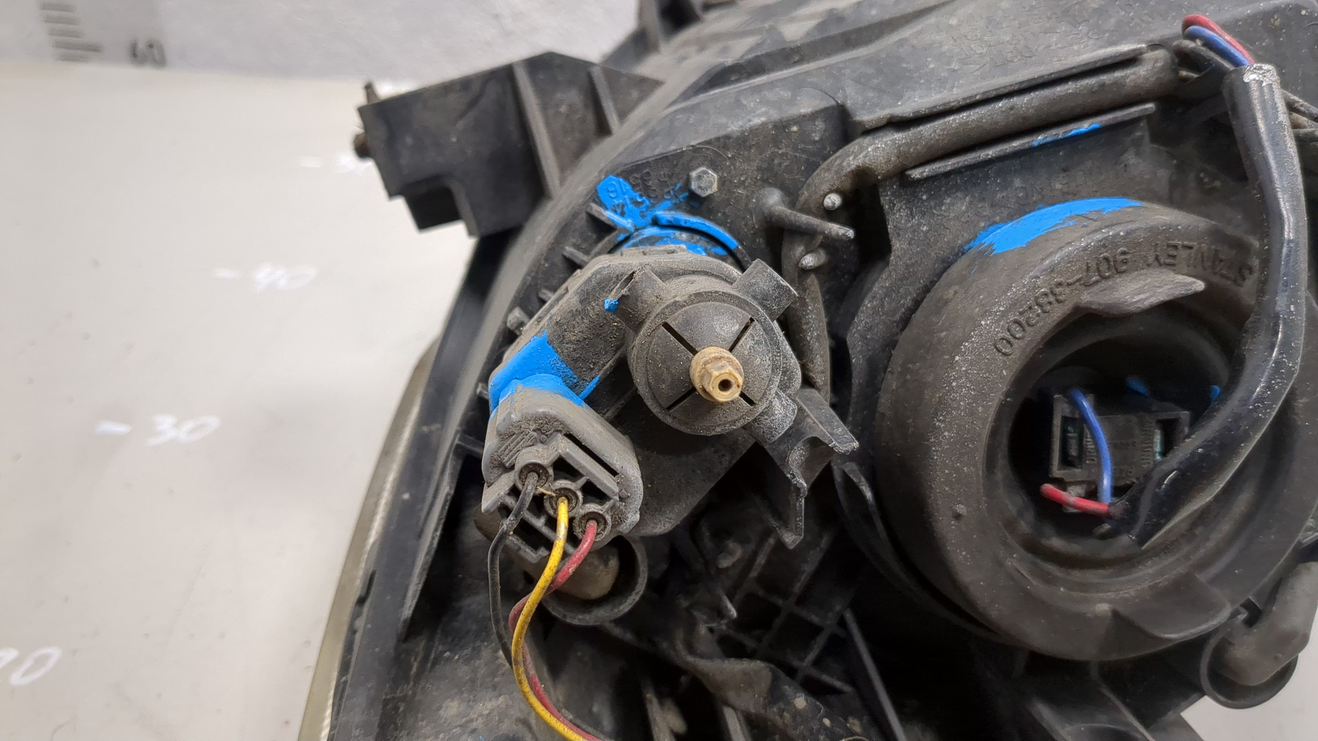 Фара правая