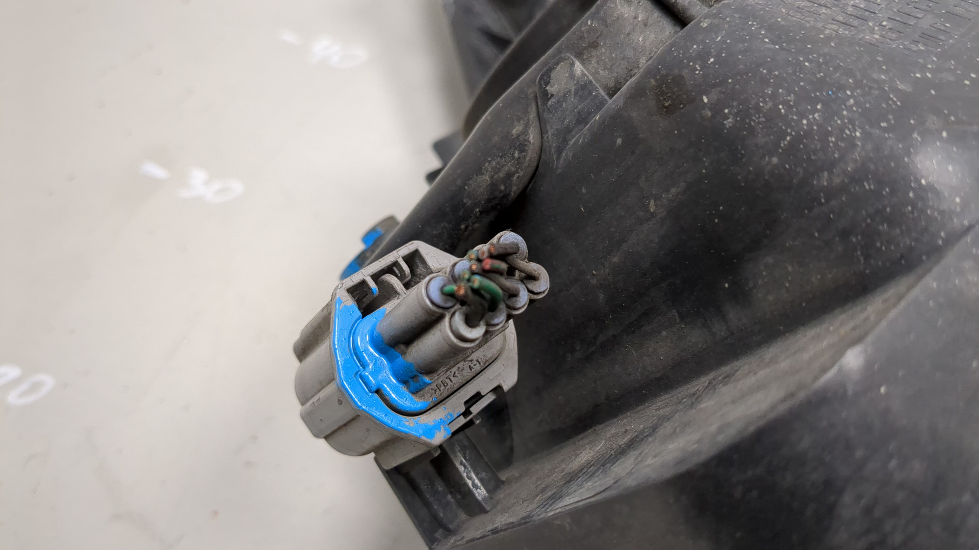 Фара правая