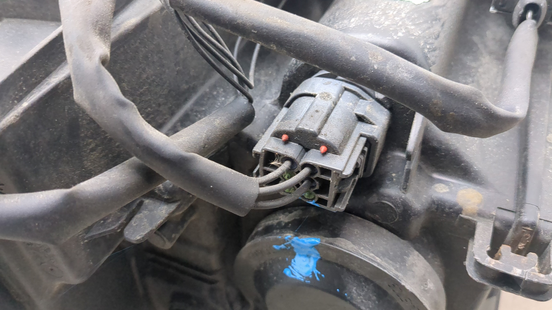 Фара правая