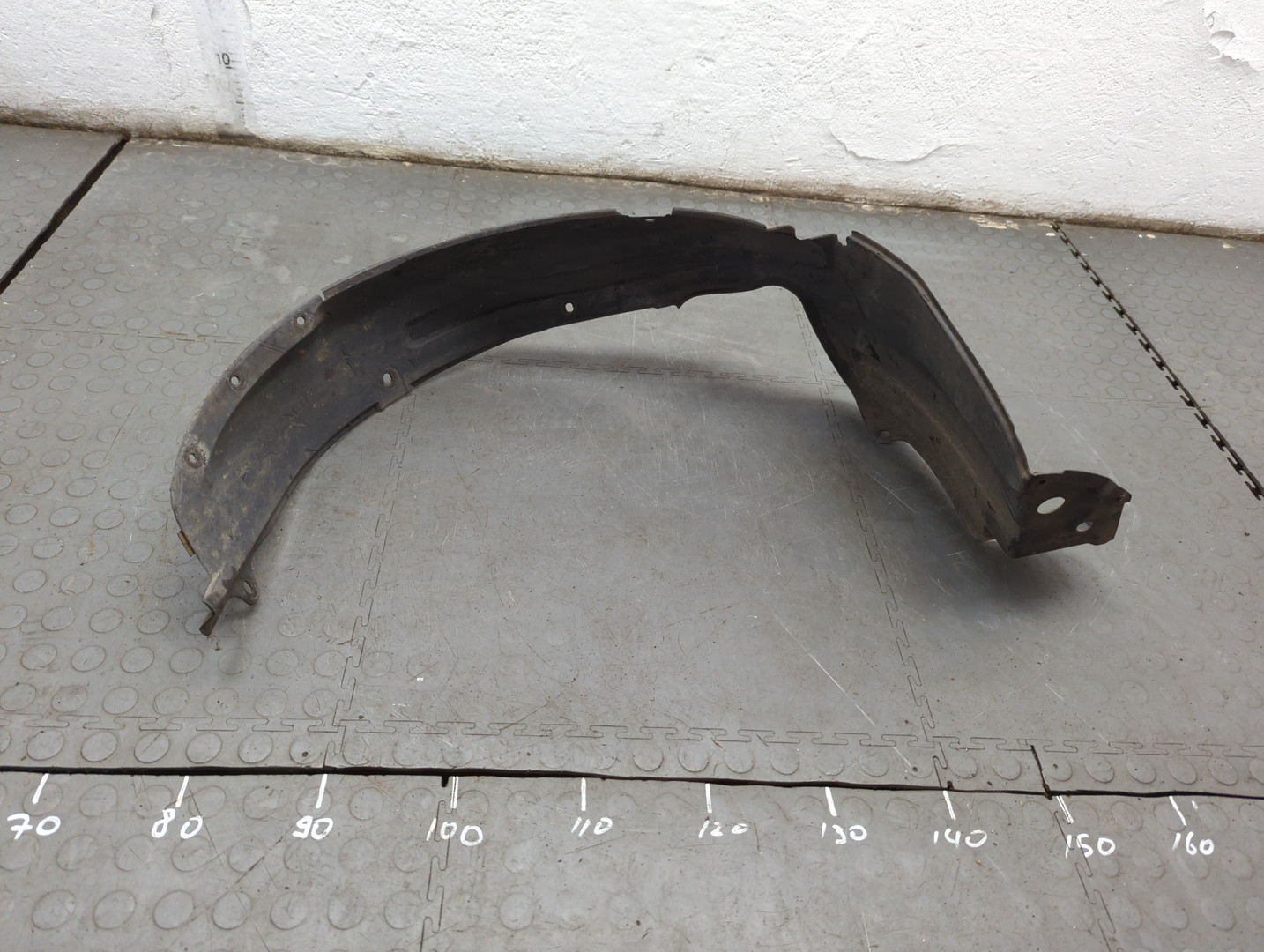 Локер передний правый