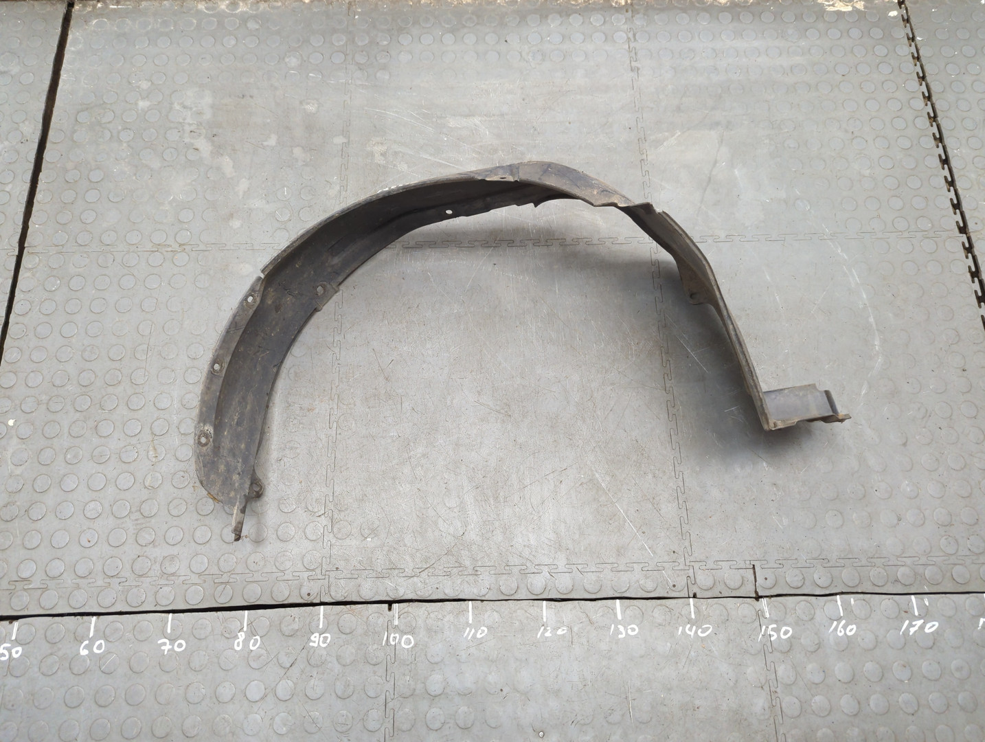 Локер передний правый